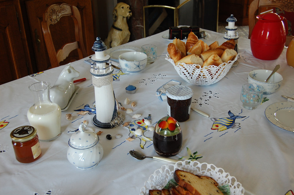 Salle à manger avec cheminée